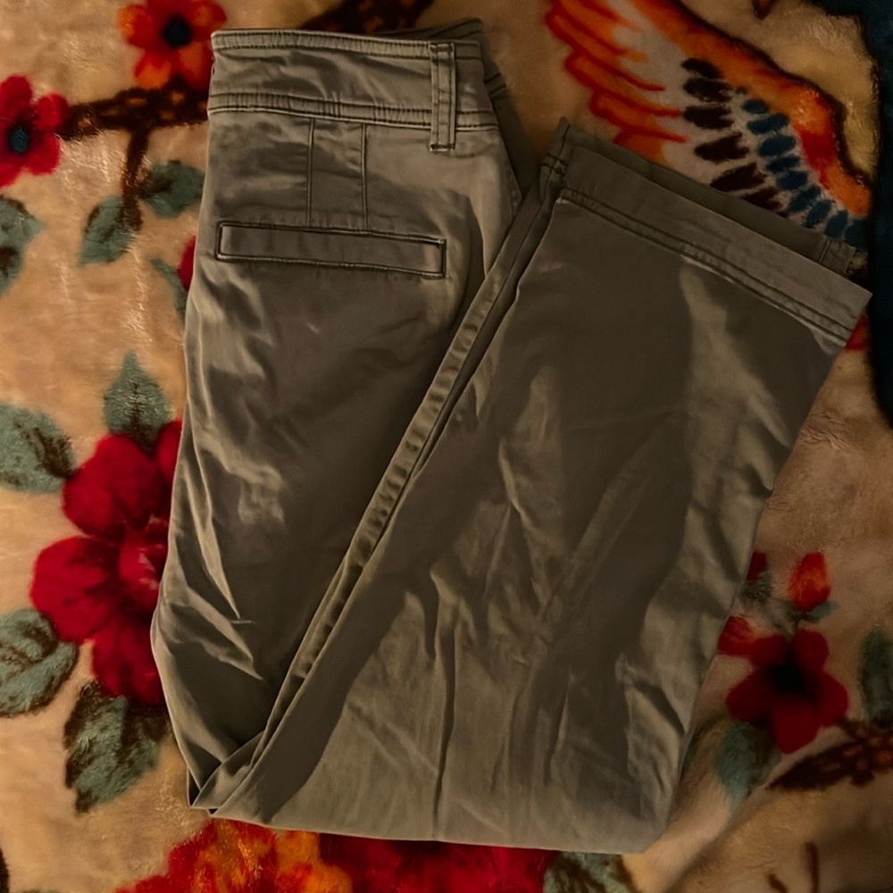 Gap size 4 petite girlfriend khaki pants green cargo style cute mid rise